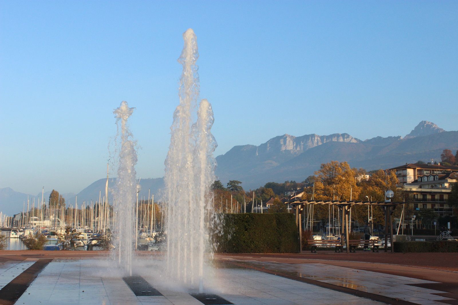 balade depûis le casino sur les bords du Lac Leman