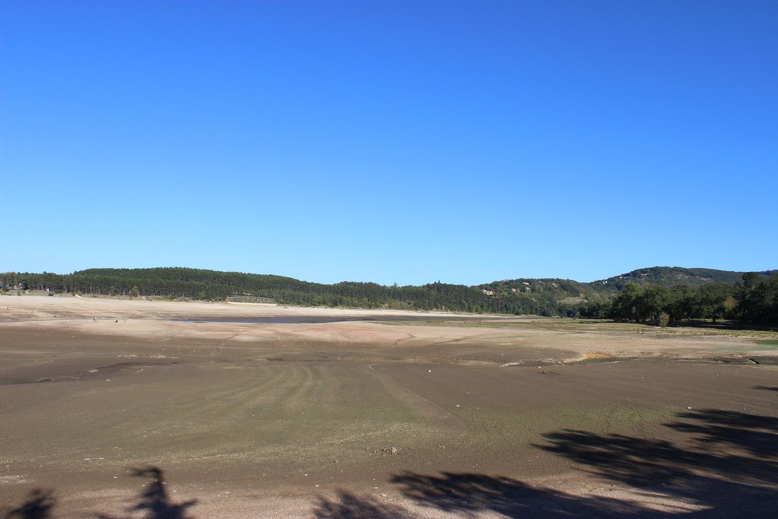 Le lac de Saint Ferreol vidé