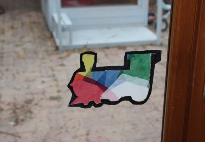 Silhouettes en papier vitrail