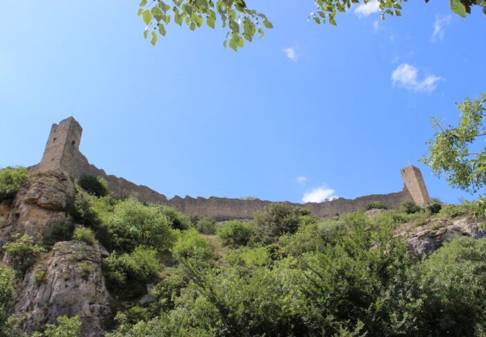 La forteresse de Mornas
