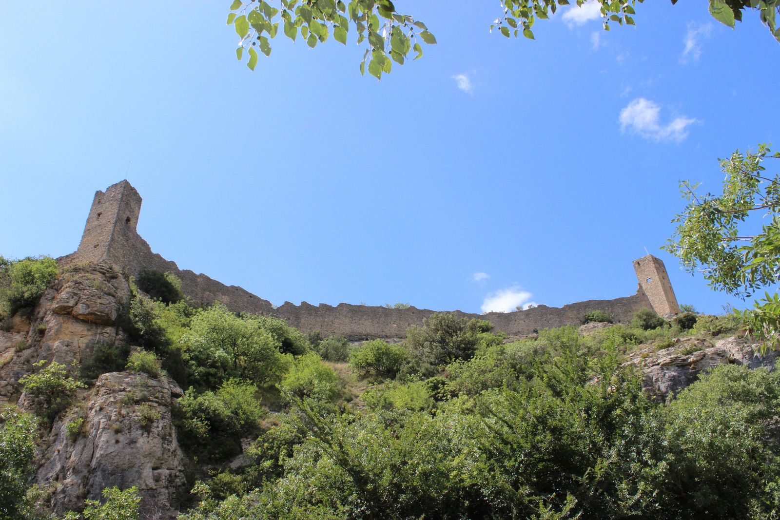La forteresse de Mornas