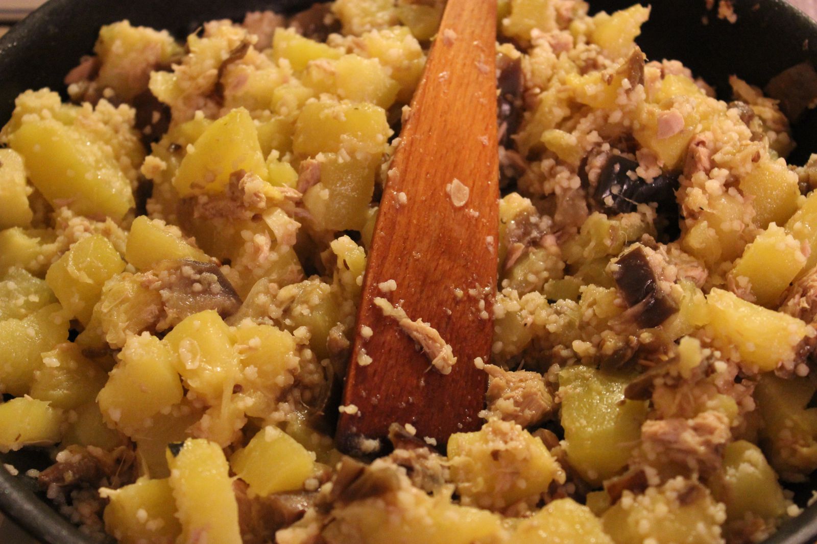 Poellée aubergine et thon