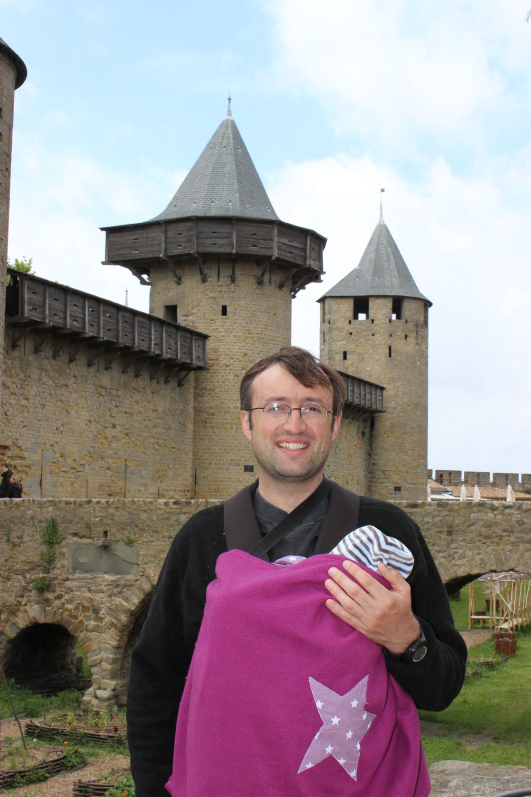 Esteban découvre la Cité de Carcassonne