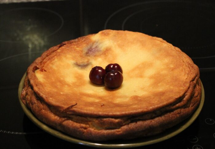 Le Clafouti rhubarbe-framboise selon Rosy