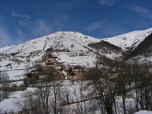Le village de Cirès